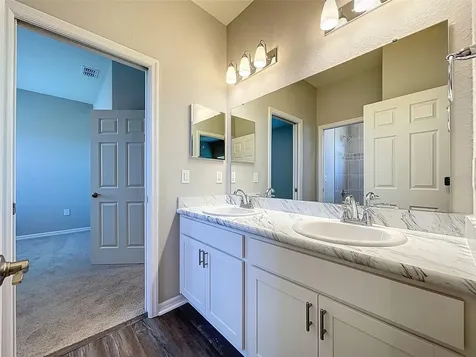 1121 Mountain Flower Lane Davenport FL 33837