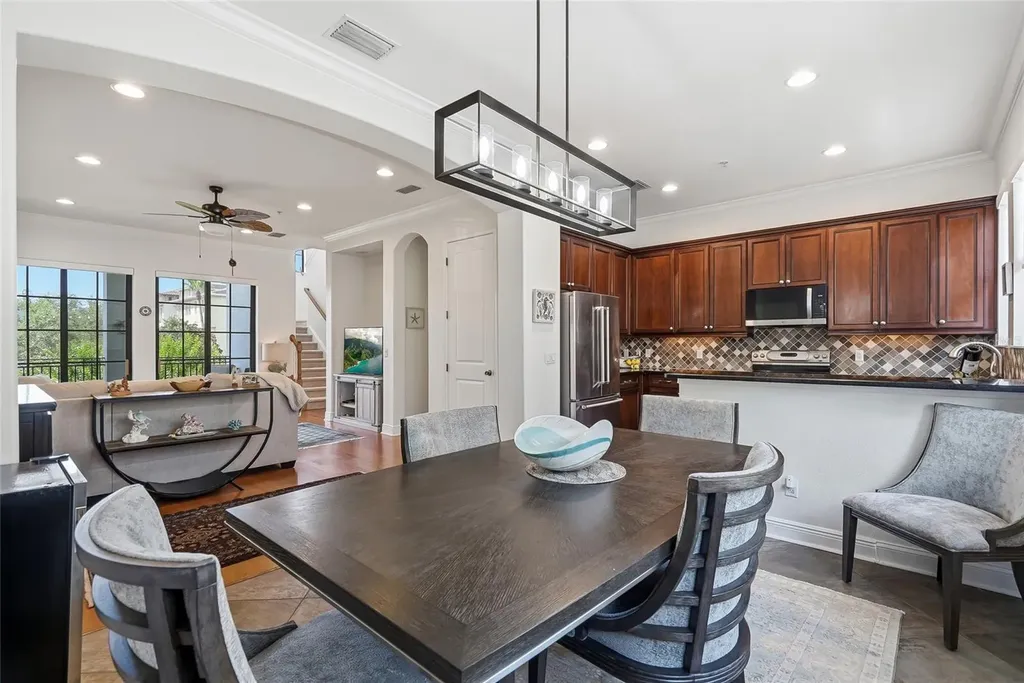 4815 Yacht Club Drive Tampa FL 33616