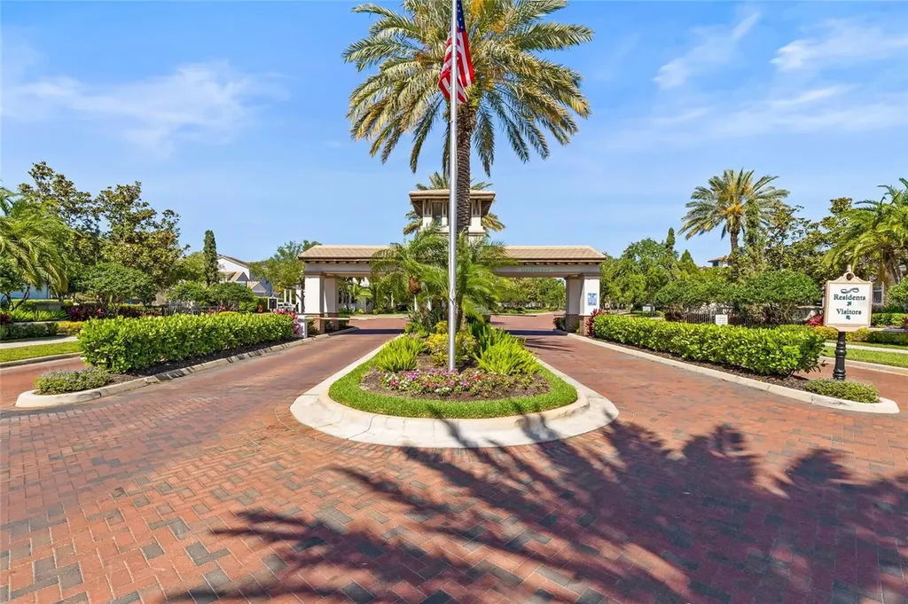4815 Yacht Club Drive Tampa FL 33616