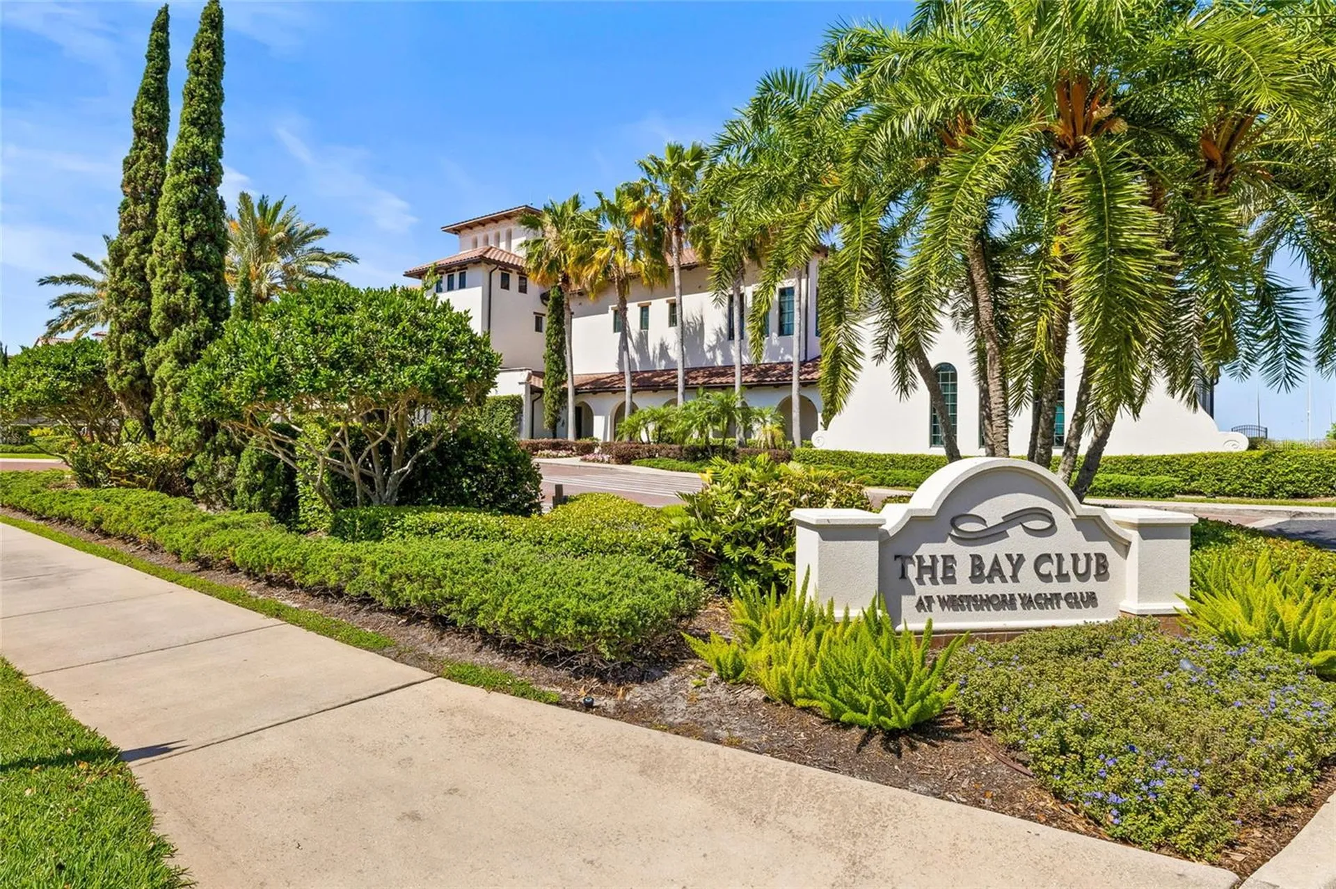 4815 Yacht Club Drive Tampa FL 33616