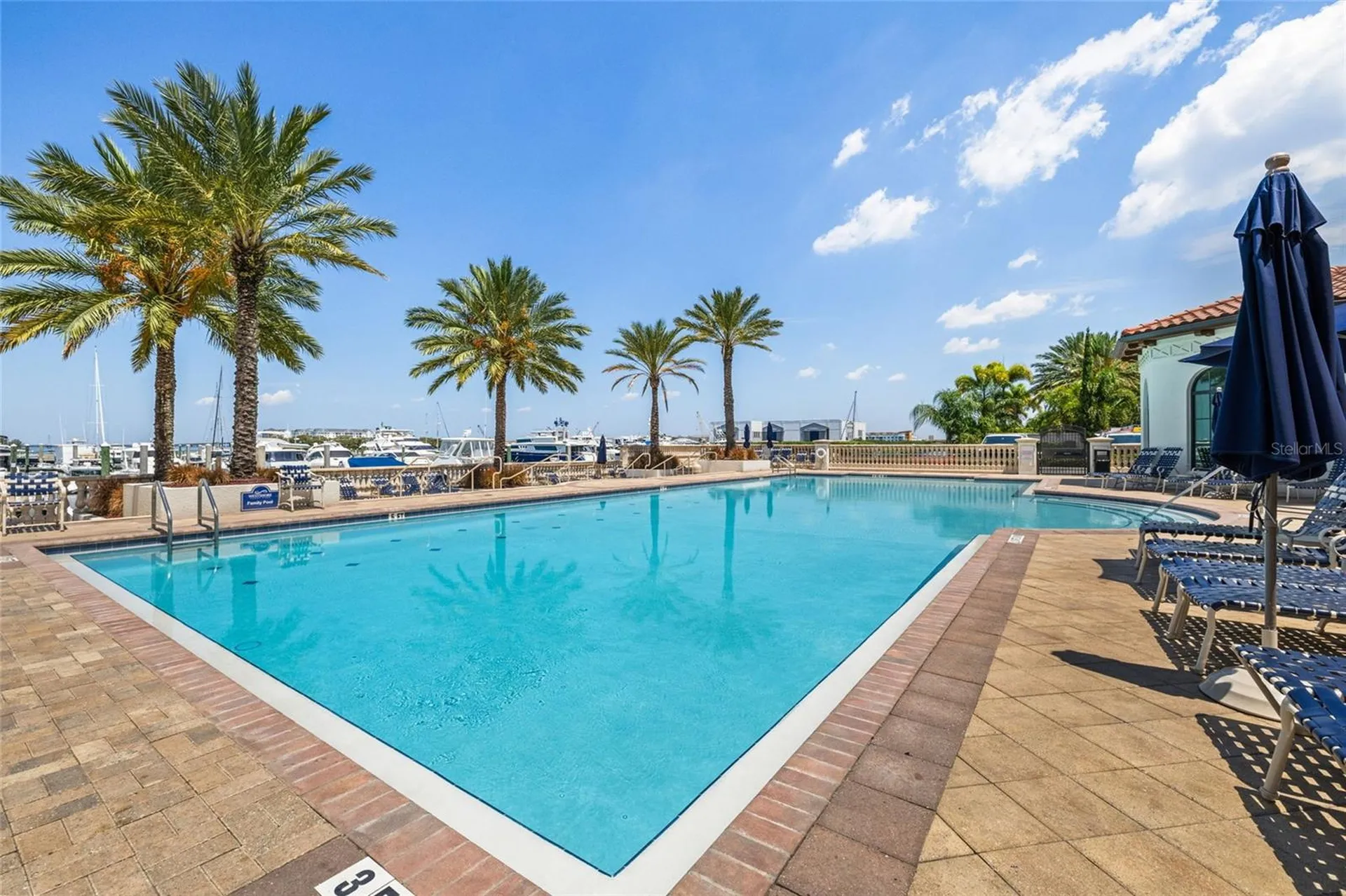4815 Yacht Club Drive Tampa FL 33616