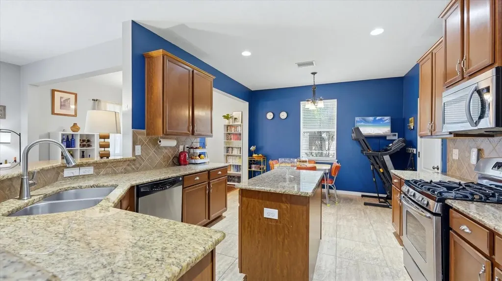5666 Aaron Court Sarasota FL 34232