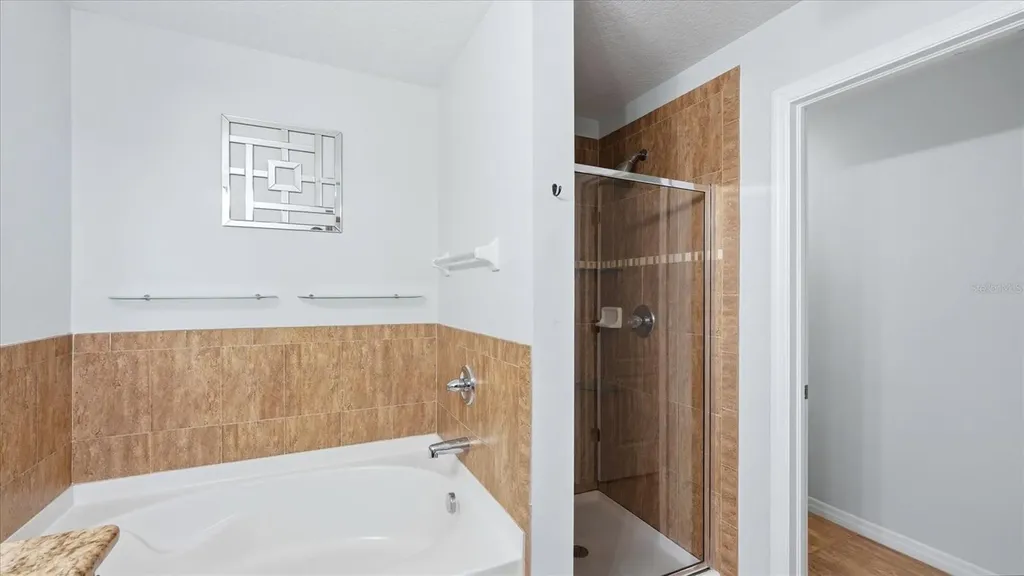 5666 Aaron Court Sarasota FL 34232