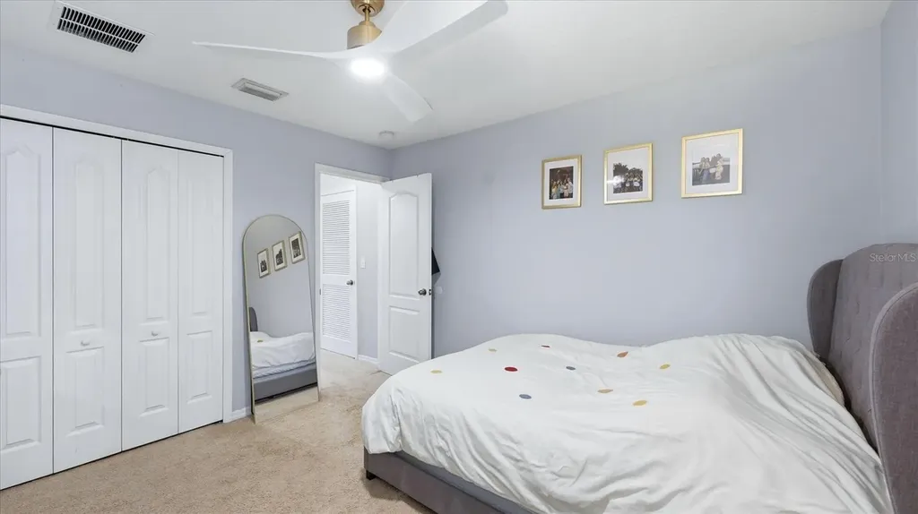 5666 Aaron Court Sarasota FL 34232