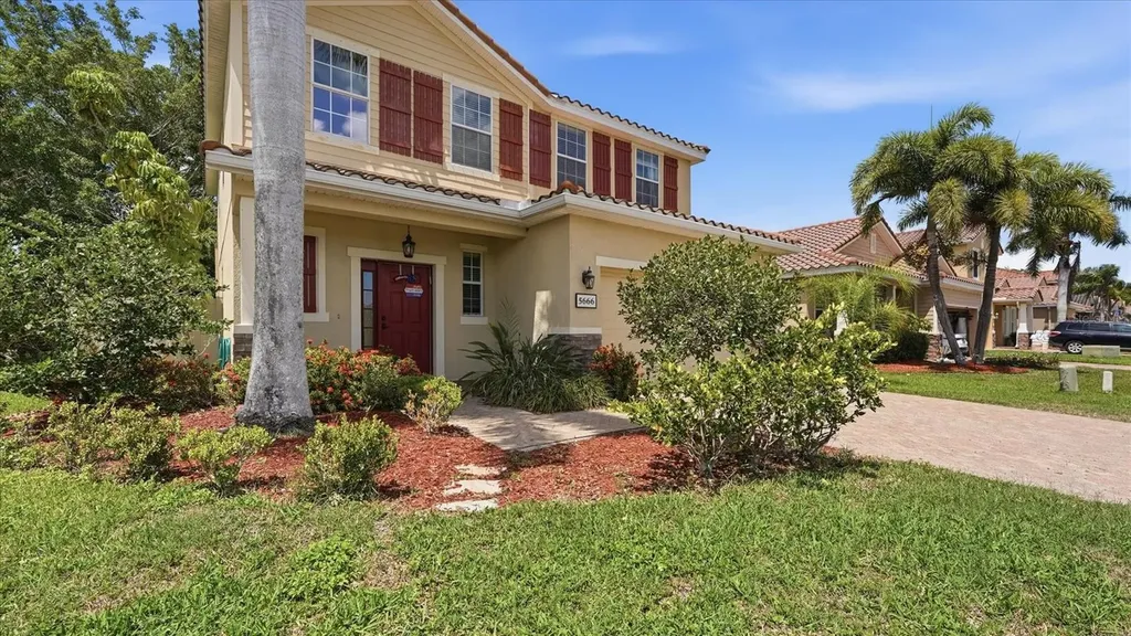 5666 Aaron Court Sarasota FL 34232