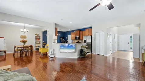 5666 Aaron Court Sarasota FL 34232