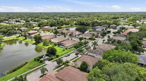 5666 Aaron Court Sarasota FL 34232