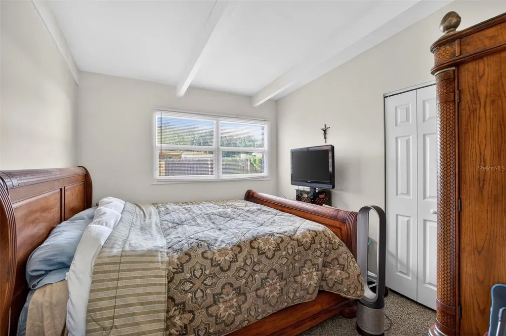 2015 Clarice Circle Tampa FL 33619