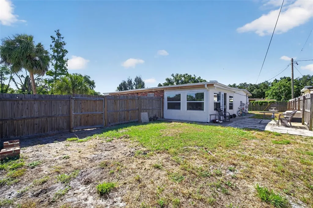 2015 Clarice Circle Tampa FL 33619