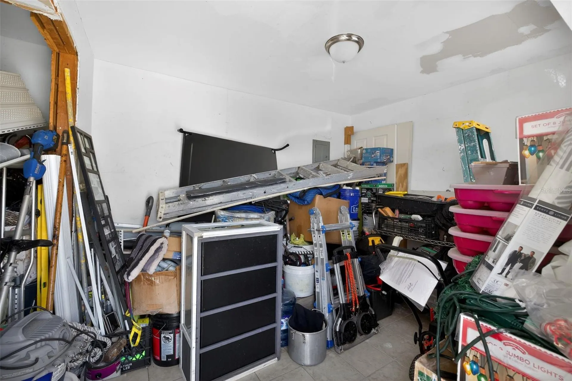 2015 Clarice Circle Tampa FL 33619