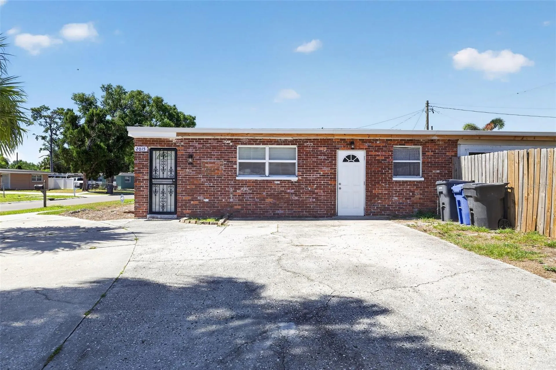 2015 Clarice Circle Tampa FL 33619