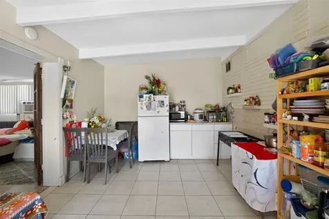 2015 Clarice Circle Tampa FL 33619