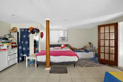2015 Clarice Circle Tampa FL 33619