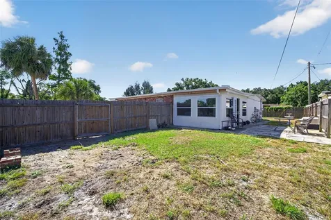 2015 Clarice Circle Tampa FL 33619