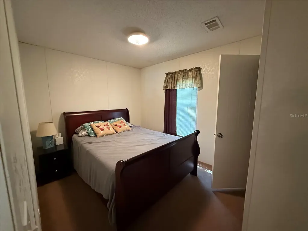 6555 SW 165th Court Ocala FL 34481