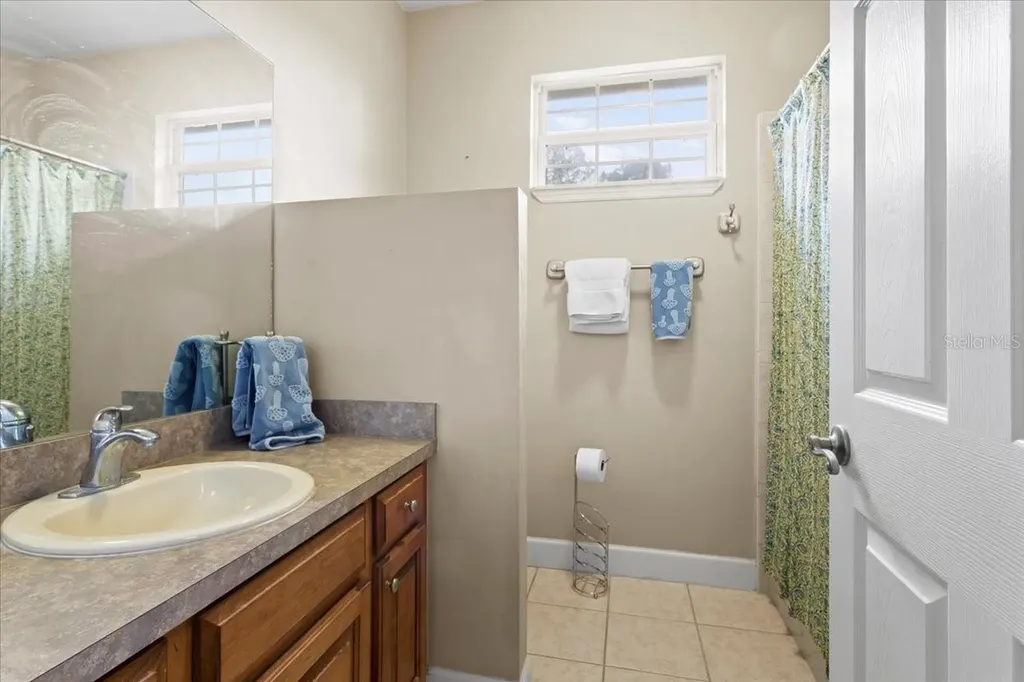 20641 NW 166th Place High Springs FL 32643