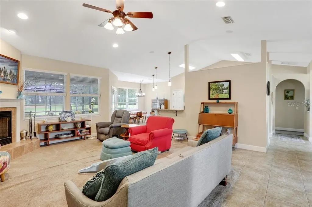 20641 NW 166th Place High Springs FL 32643