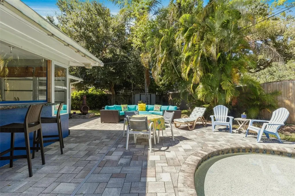 1456 Cameo Way Clearwater FL 33756