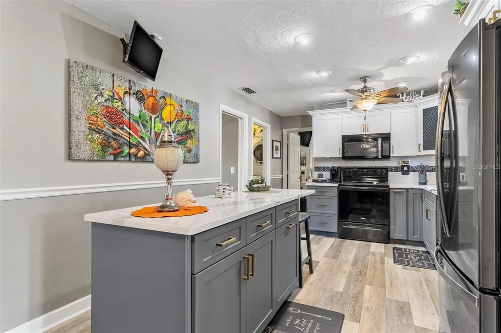 1456 Cameo Way Clearwater FL 33756