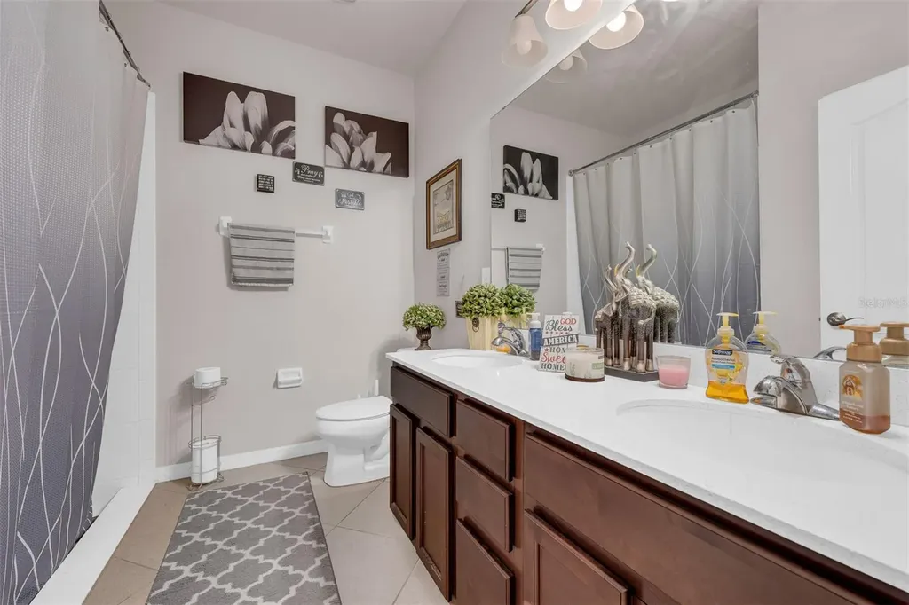 980 Glazebrook Loop Orange City FL 32763