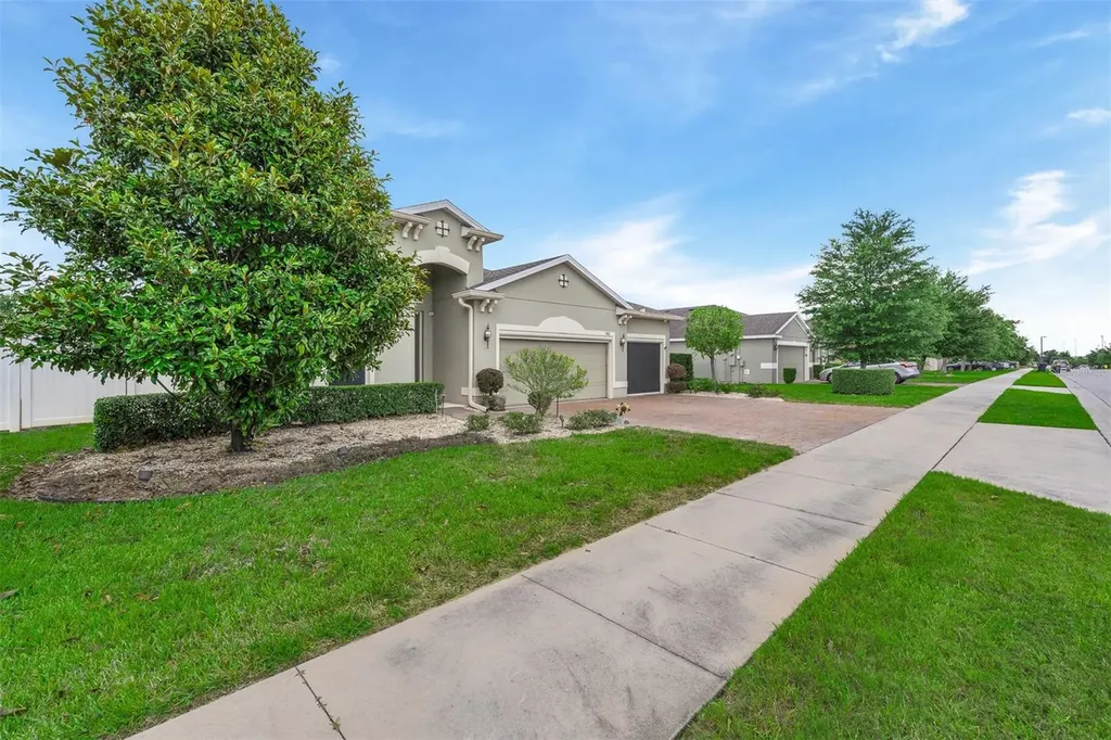 980 Glazebrook Loop Orange City FL 32763