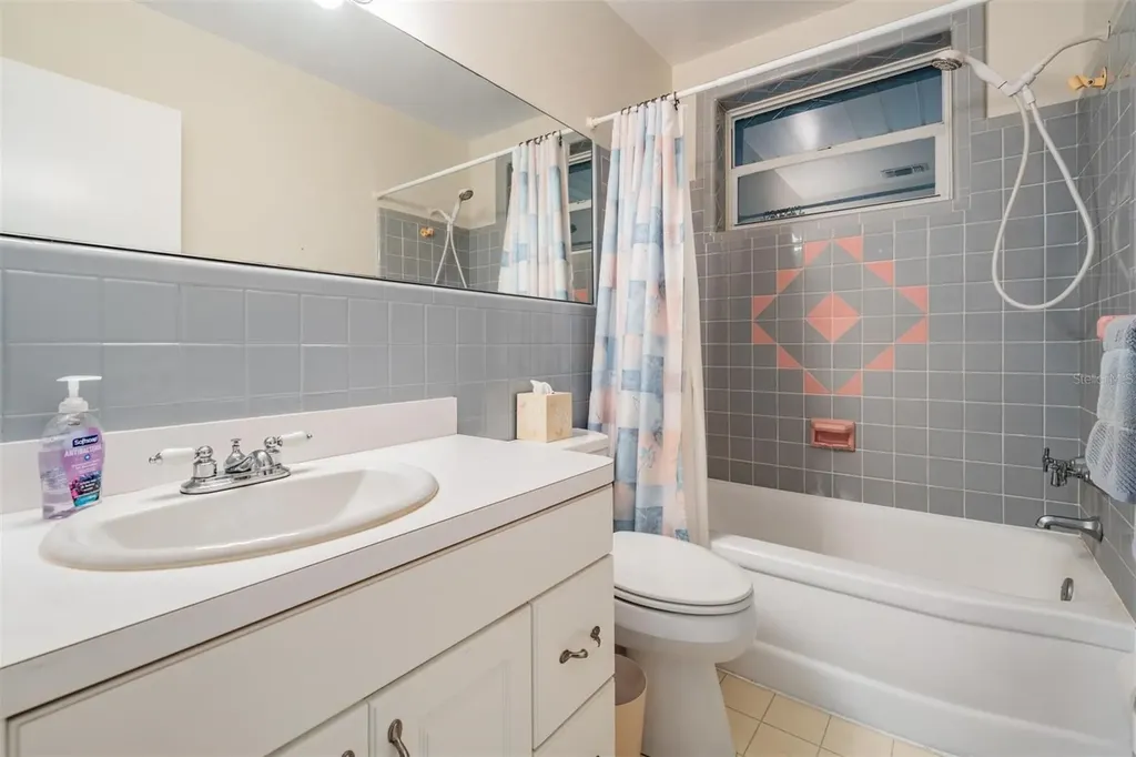 1951 Jeffords Street Clearwater FL 33764