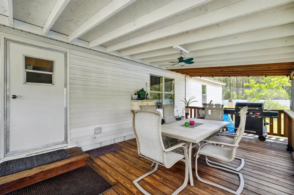 101 Coleman Place Satsuma FL 32189