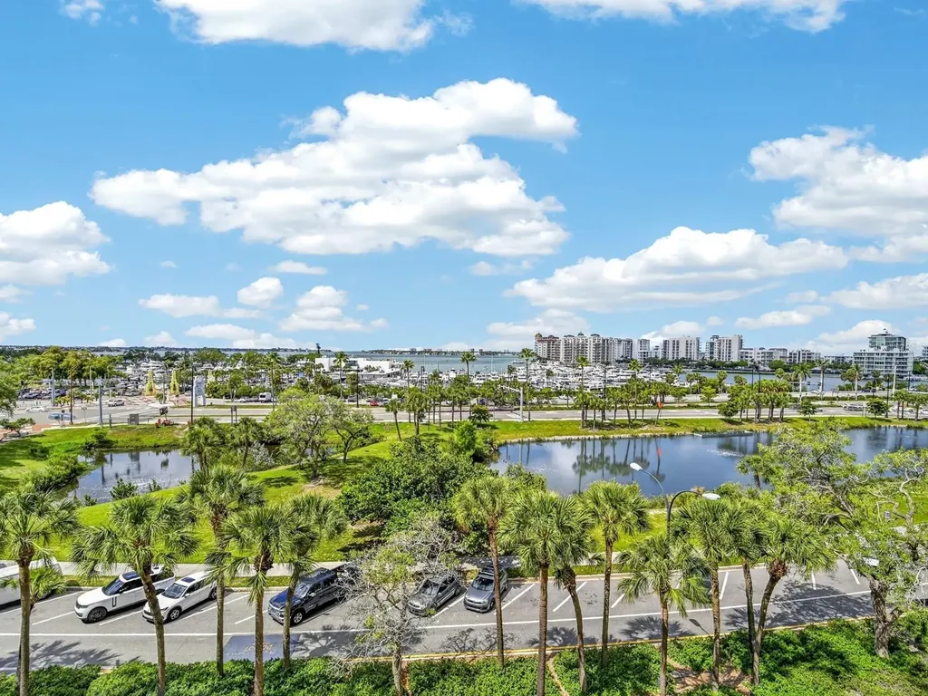 1255 N Gulfstream Avenue Sarasota FL 34236