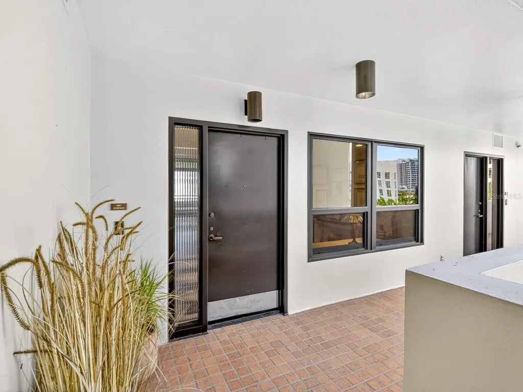 1255 N Gulfstream Avenue Sarasota FL 34236
