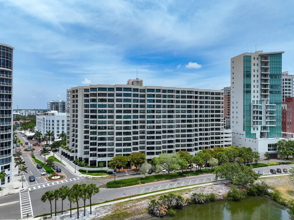 1255 N Gulfstream Avenue Sarasota FL 34236