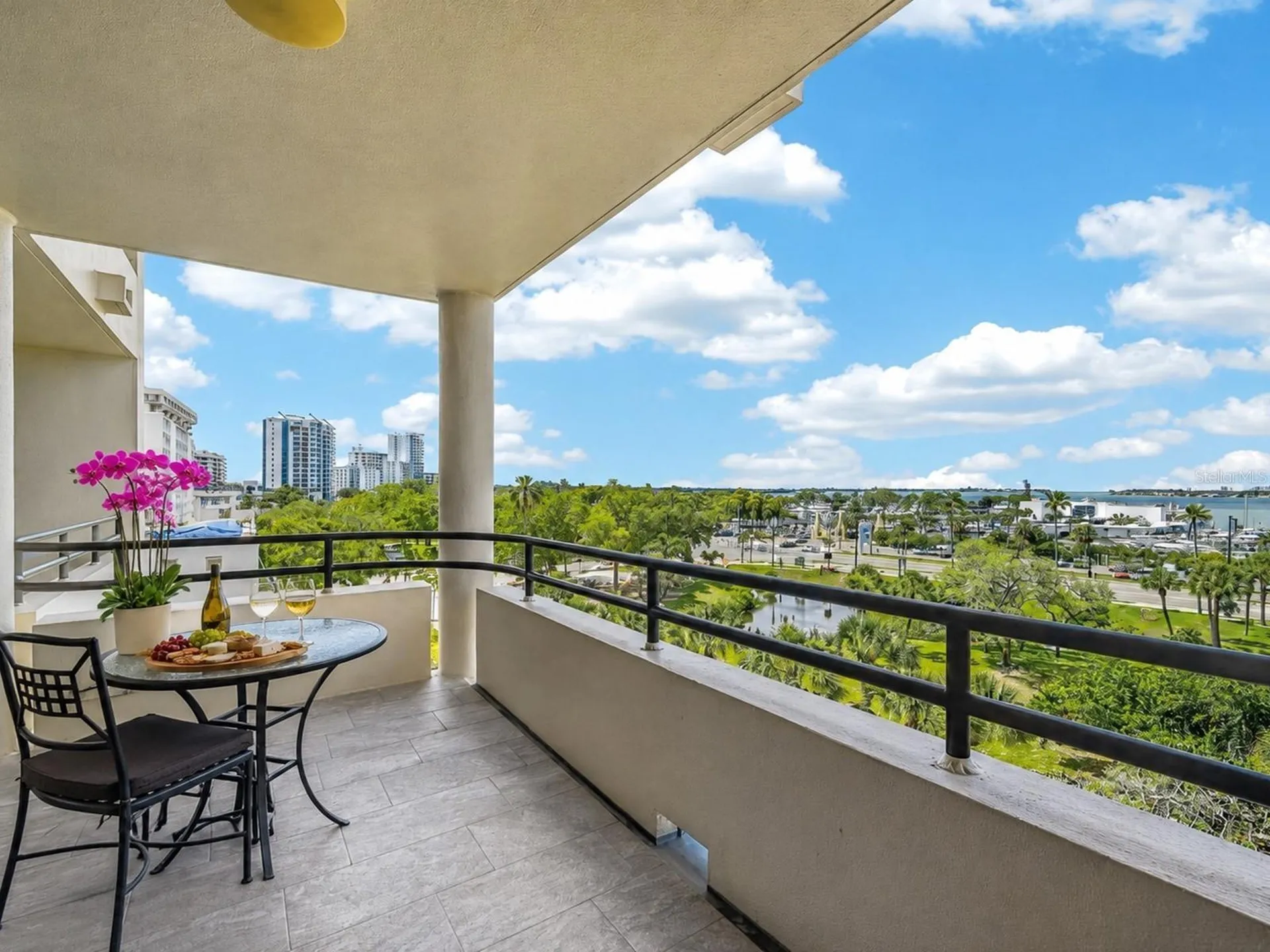 1255 N Gulfstream Avenue Sarasota FL 34236