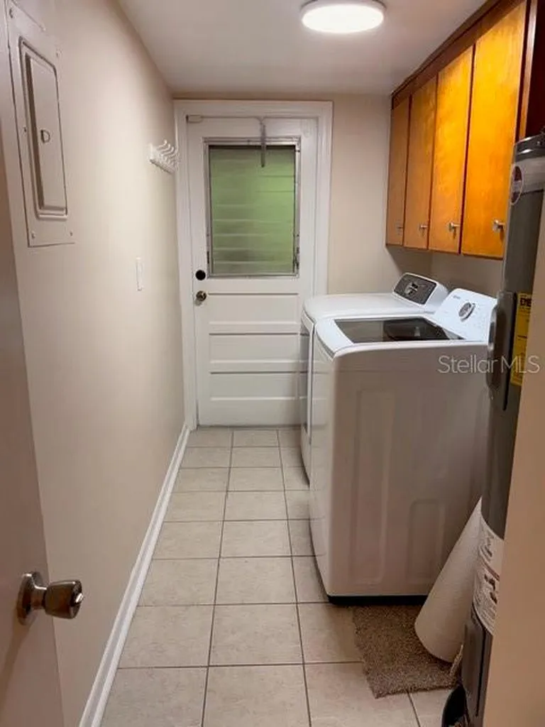 250 Cedarwood Drive Maitland FL 32751