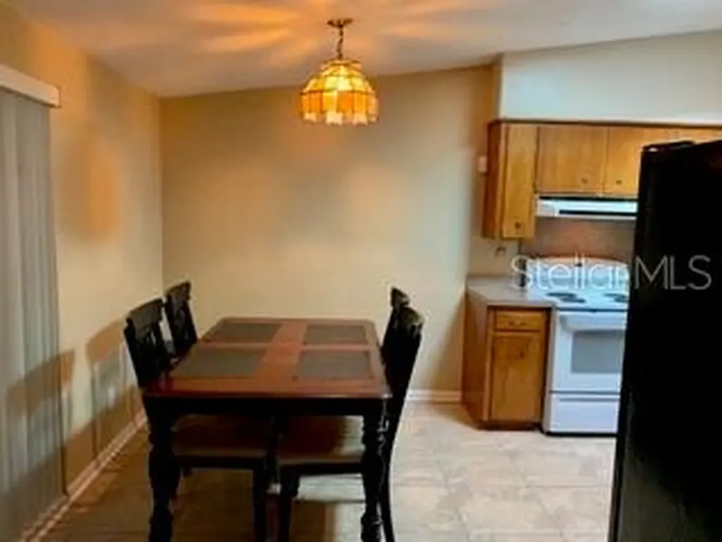 250 Cedarwood Drive Maitland FL 32751