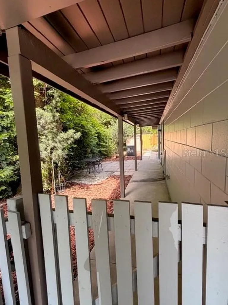 250 Cedarwood Drive Maitland FL 32751