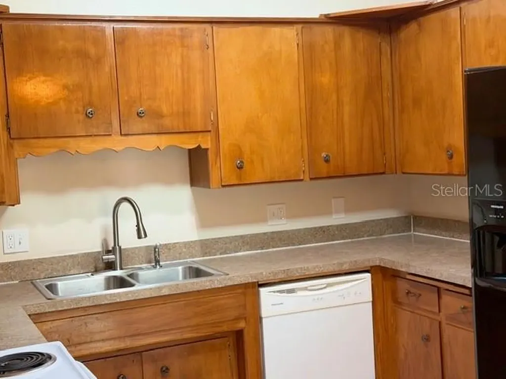 250 Cedarwood Drive Maitland FL 32751