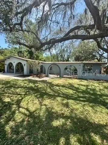250 Cedarwood Drive Maitland FL 32751