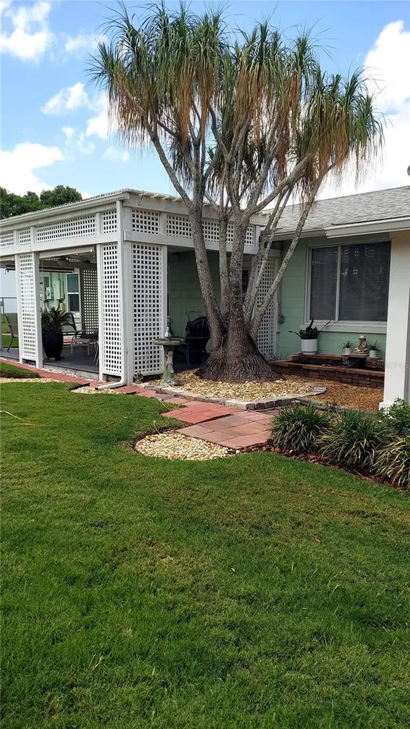 2136 Sylvan Point Drive Mount Dora FL 32757