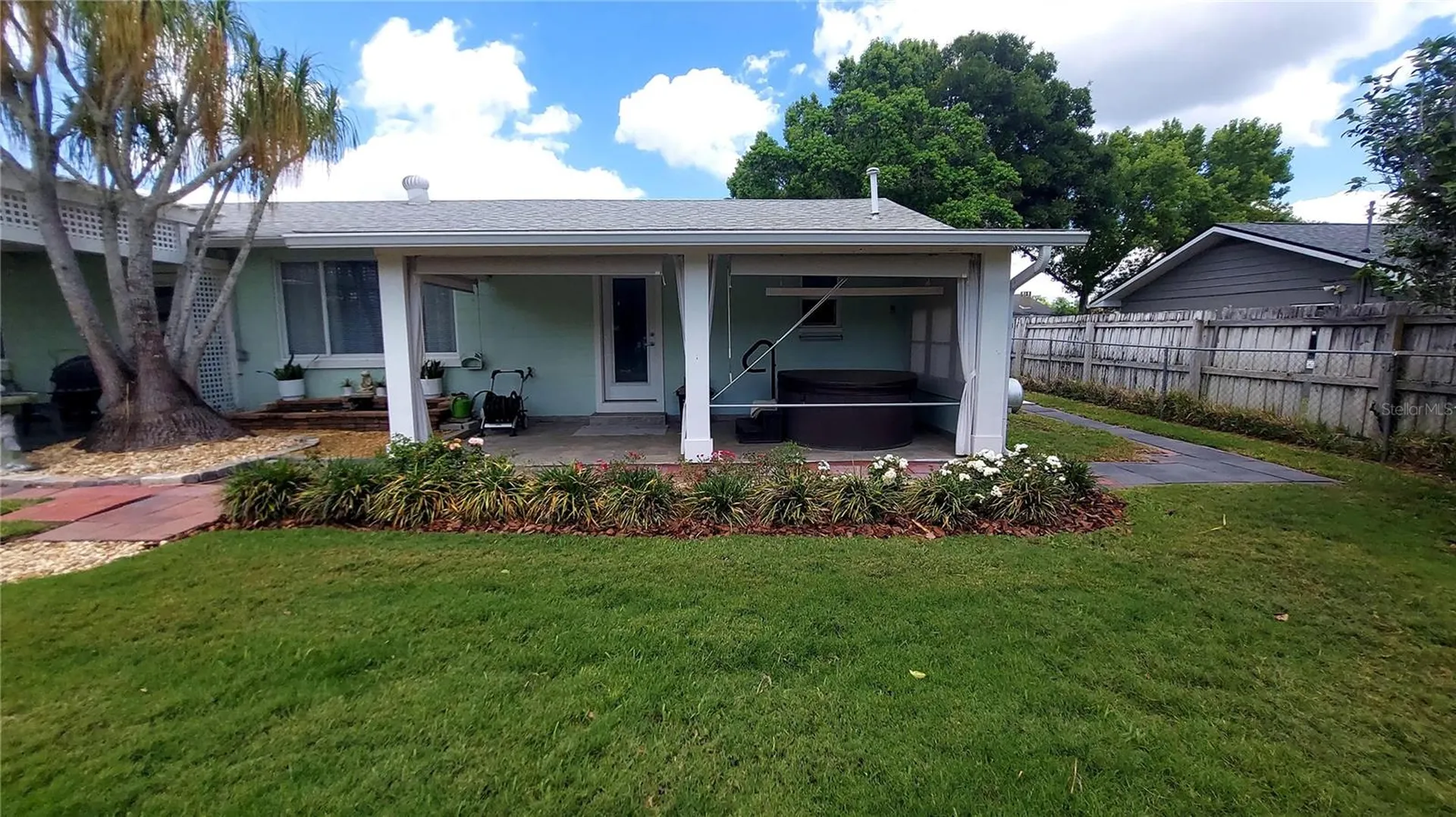 2136 Sylvan Point Drive Mount Dora FL 32757