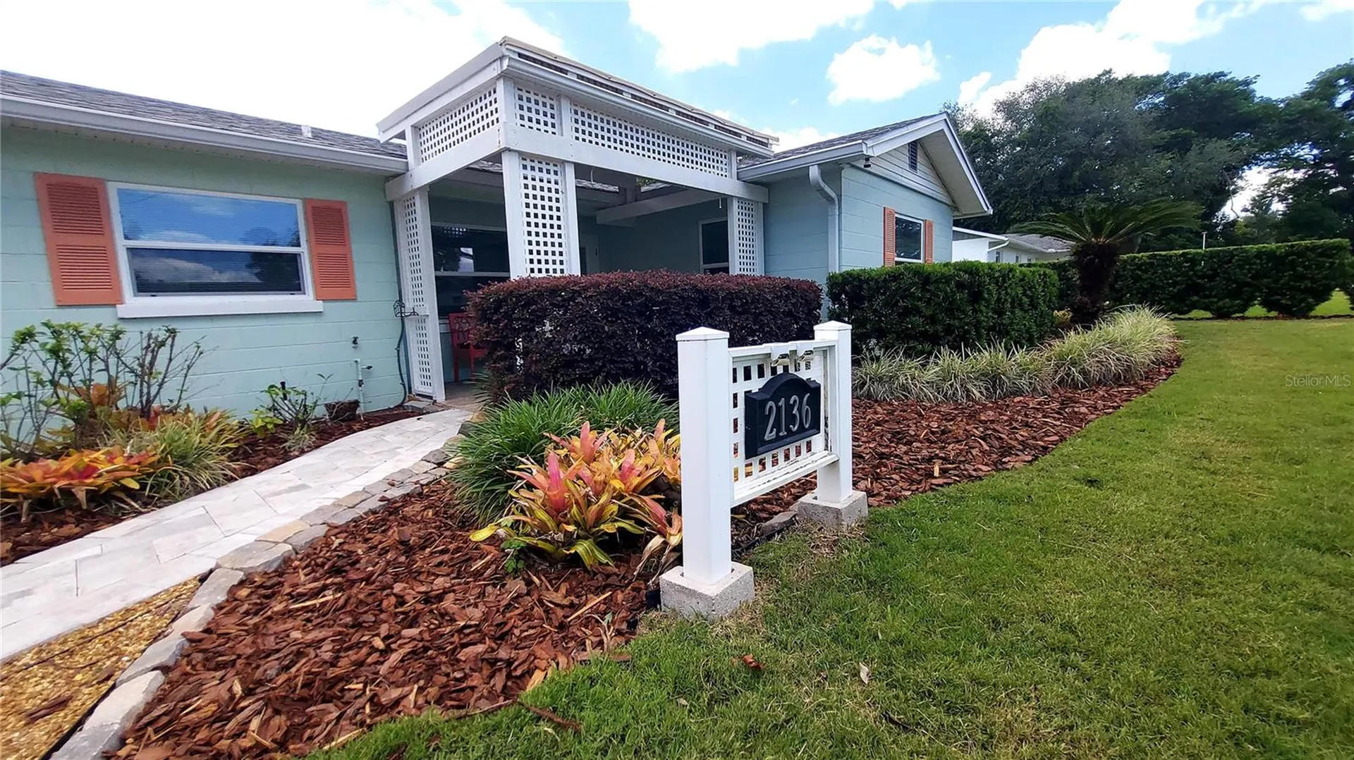 2136 Sylvan Point Drive Mount Dora FL 32757