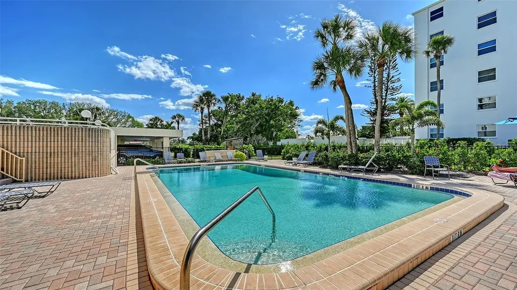 4325 Gulf Of Mexico Drive Longboat Key FL 34228