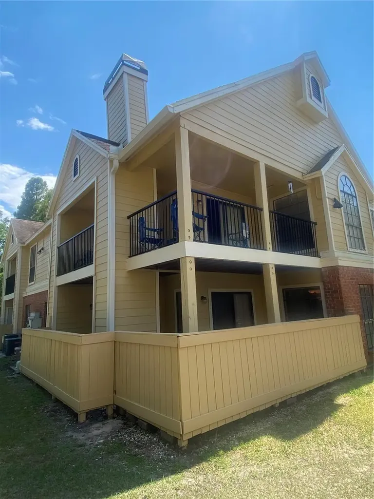 8724 Mallard Reserve Drive Tampa FL 33614