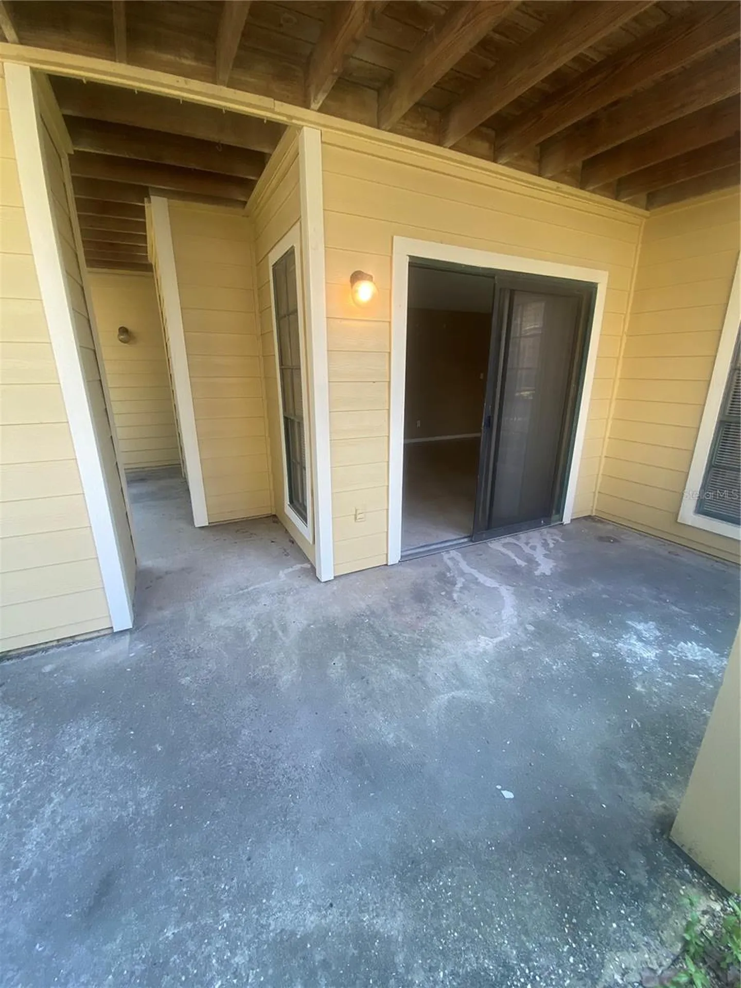 8724 Mallard Reserve Drive Tampa FL 33614