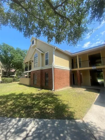 8724 Mallard Reserve Drive Tampa FL 33614