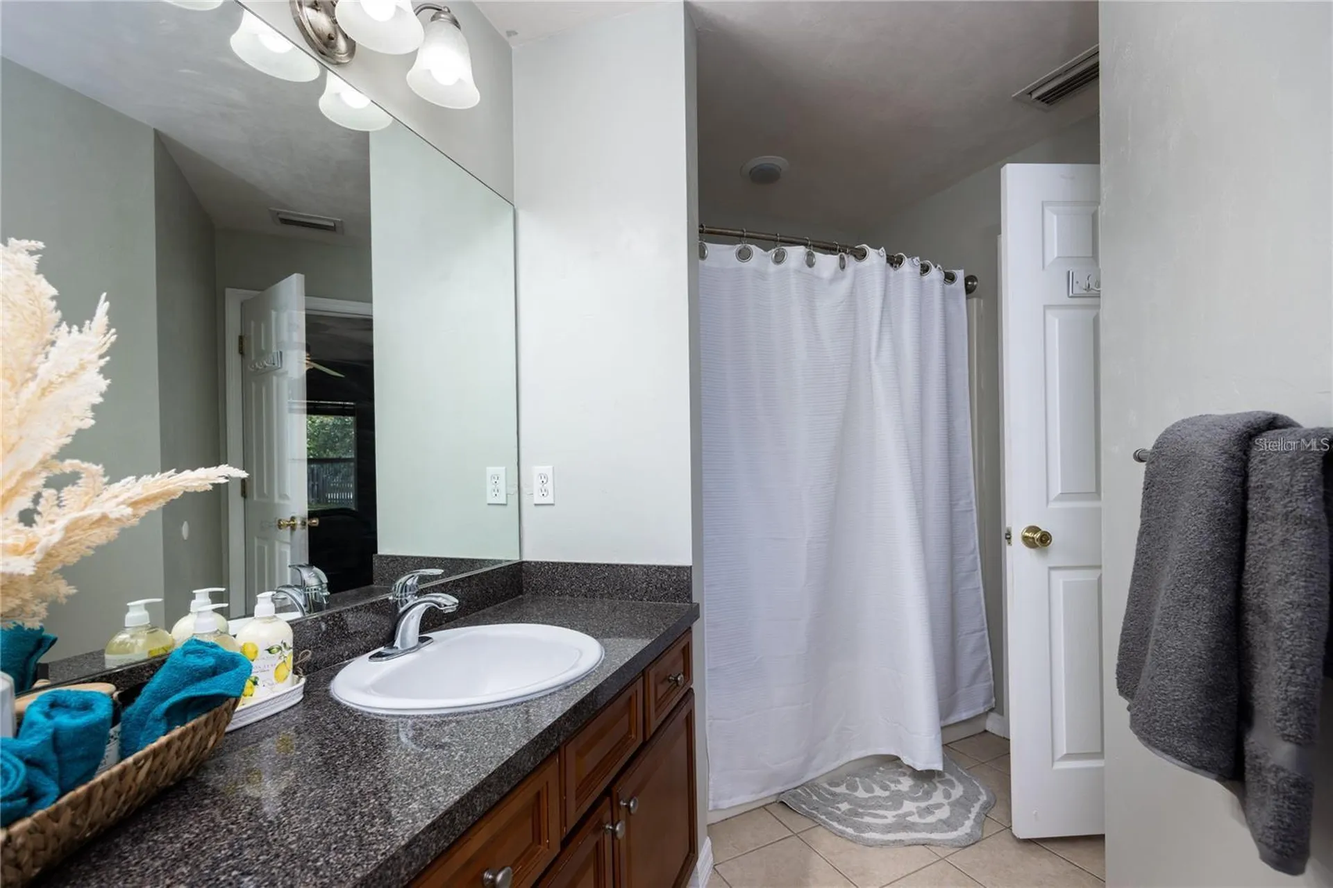 1608 NE 45th Place Gainesville FL 32609