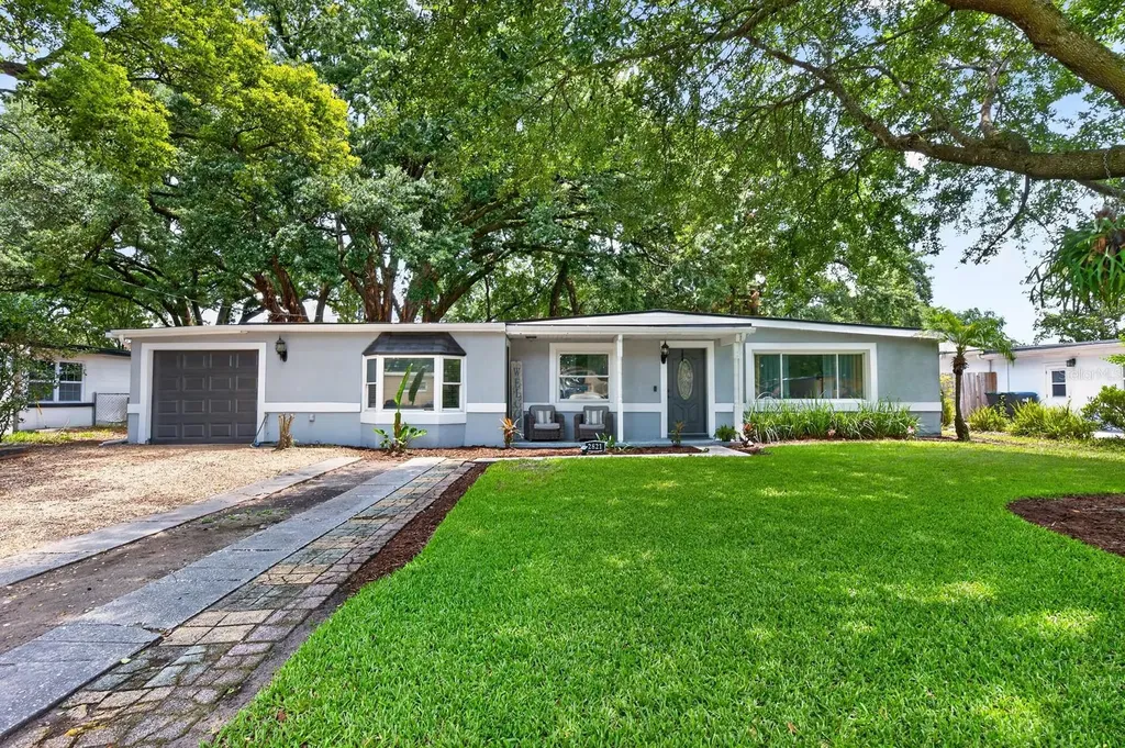2821 Touraine Avenue Orlando FL 32812
