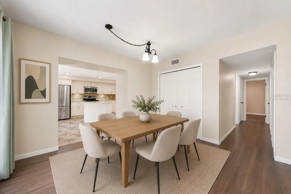 2821 Touraine Avenue Orlando FL 32812
