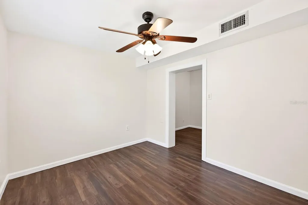 2821 Touraine Avenue Orlando FL 32812