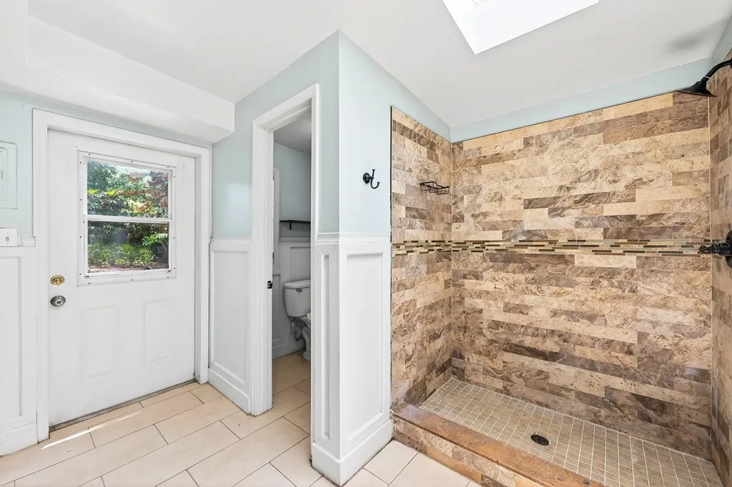 2821 Touraine Avenue Orlando FL 32812