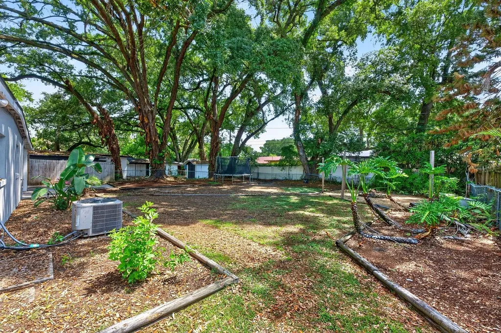 2821 Touraine Avenue Orlando FL 32812