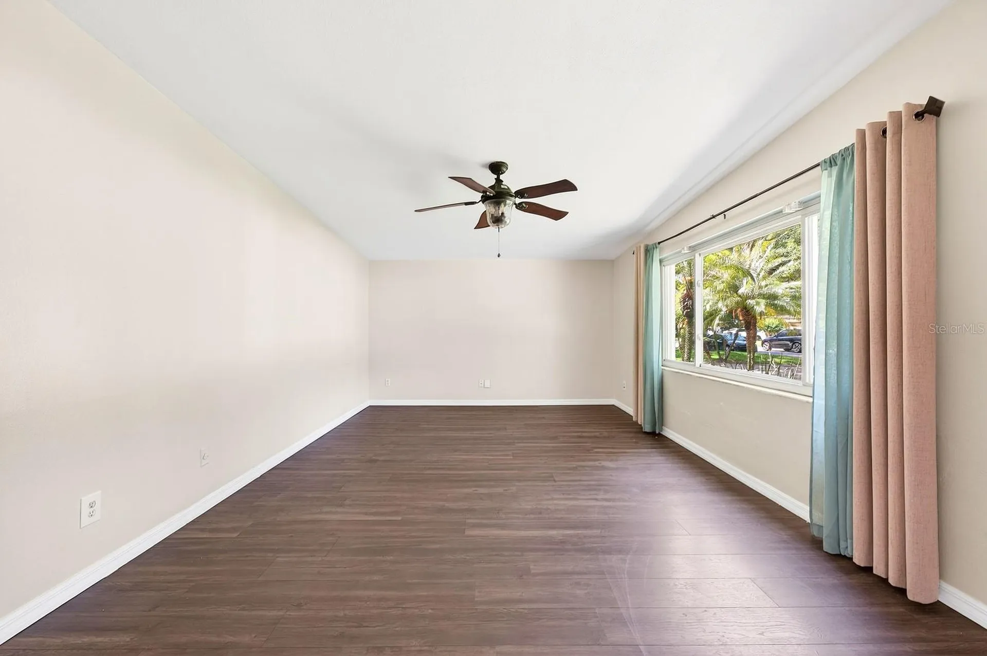 2821 Touraine Avenue Orlando FL 32812